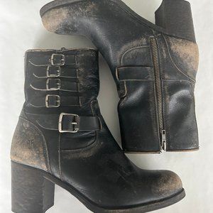 *NEW* FRYE 9.5 Kelly Belted Boots